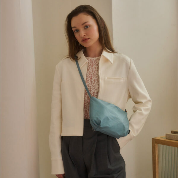 Tinne+Mia Cross body Feel Good Baggy  stone blue | BRING IT ON